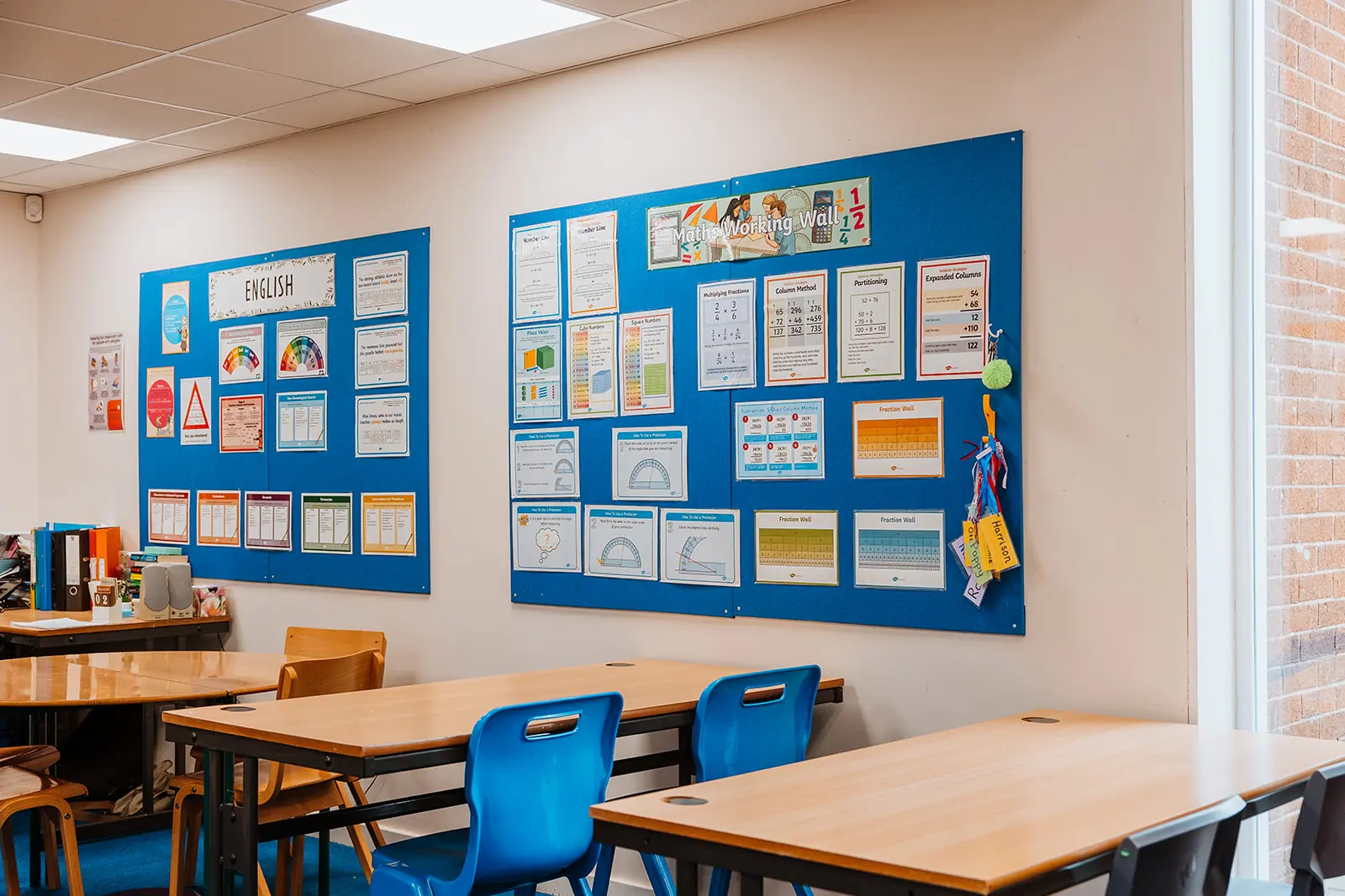 Classroom display boards - Longden school - Classroom extension