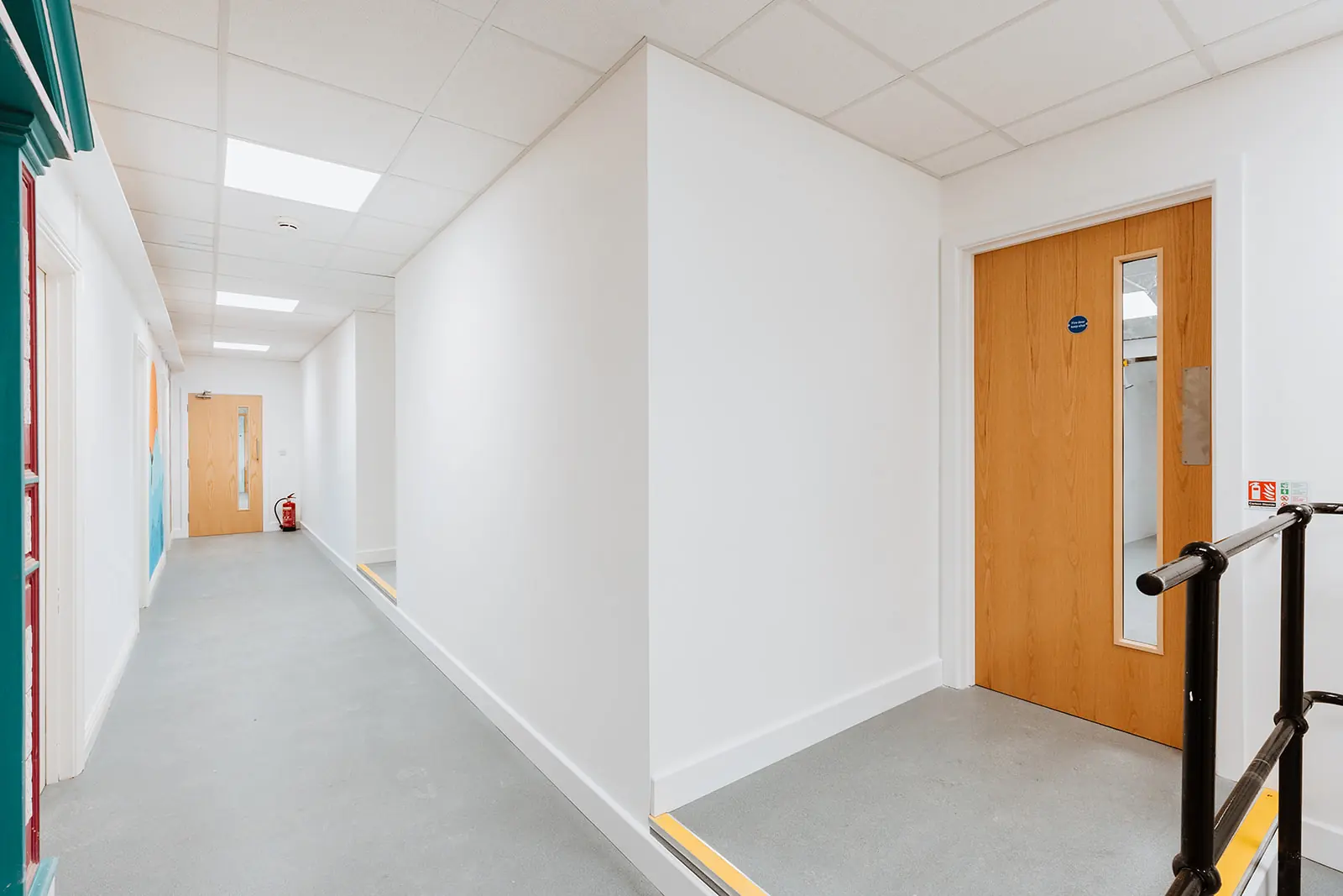 Shrewsbury Colleges Group - Full internal fit out - photo 6