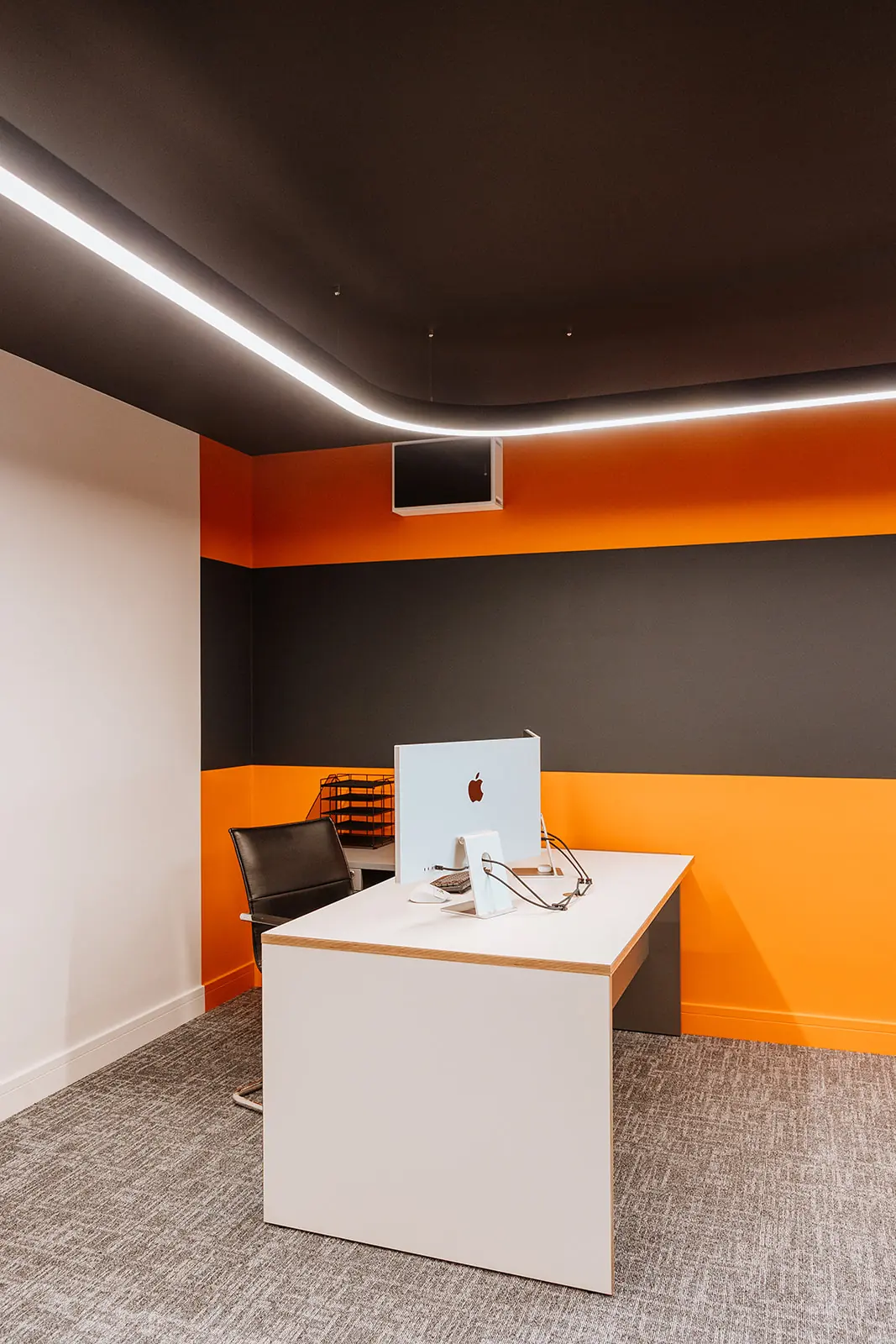Office corner desk - SMC Custom installs - Mezzanine offices