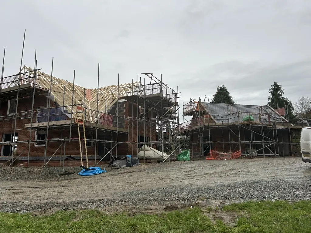 Roof trusses on - Ashfield - 4-bed detached new build, Church Stretton