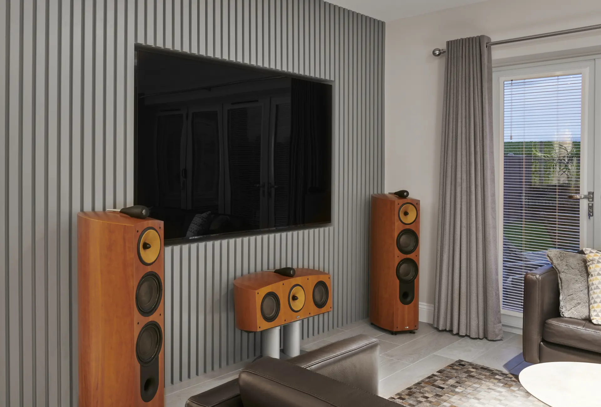 Finished wall close - Media Wall - High end media wall
